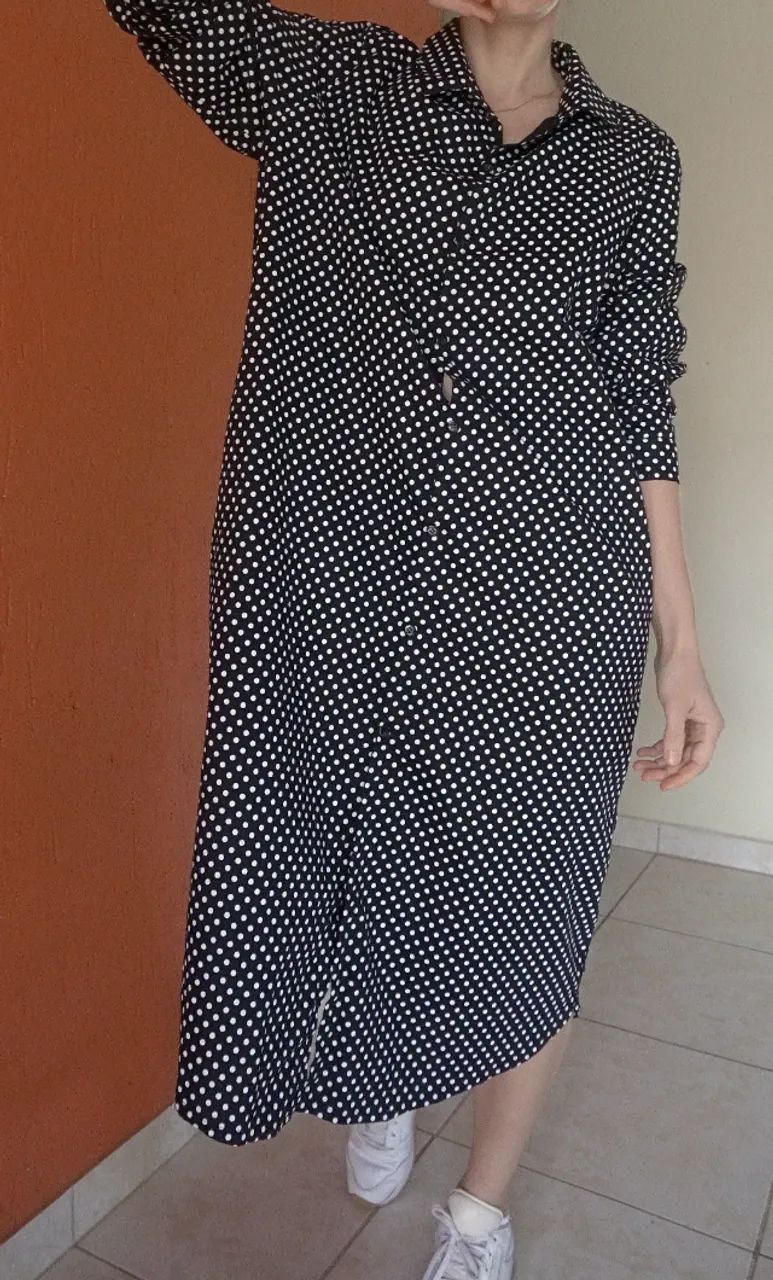 vestido chemise poa midi novo - Foto 3