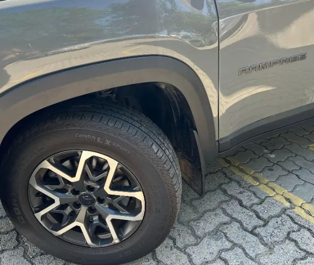 Rampage Hurricane Rebel 2.0 Turbo 4X4 Aut. 2024   Km 14.000   Único Dono - Foto 3