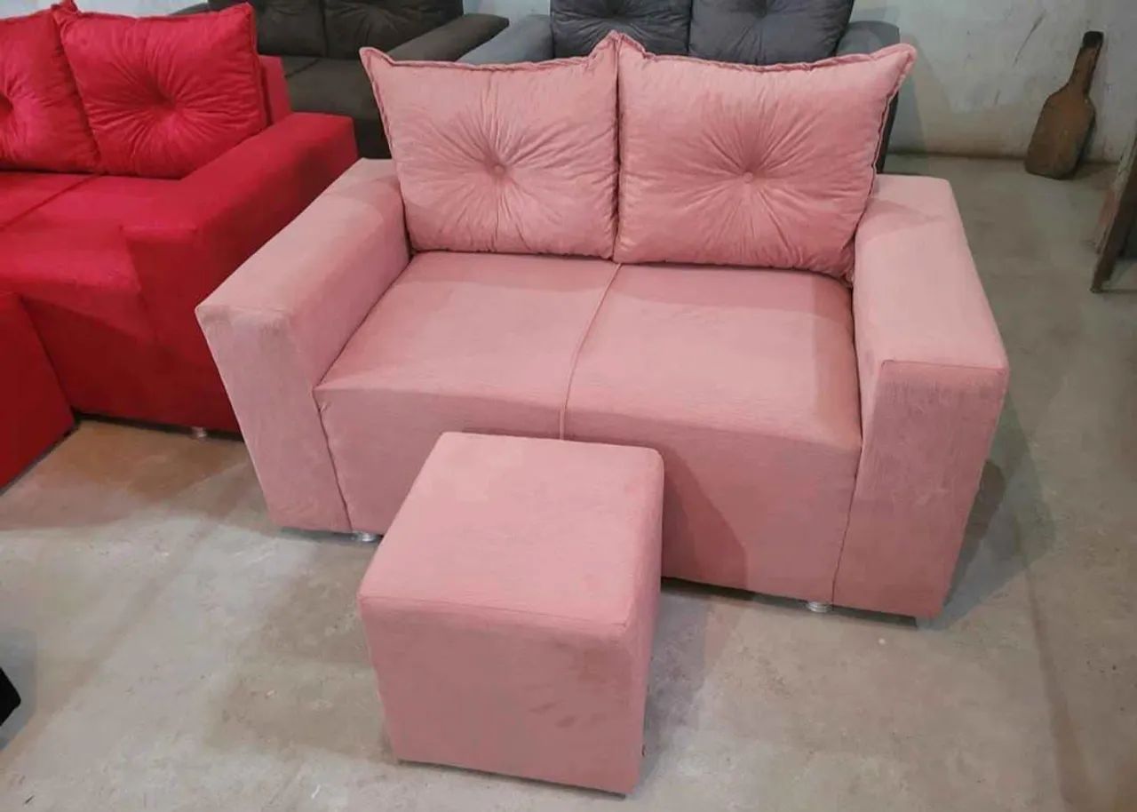 Sofá 2 lugares almofada fixa + Puff