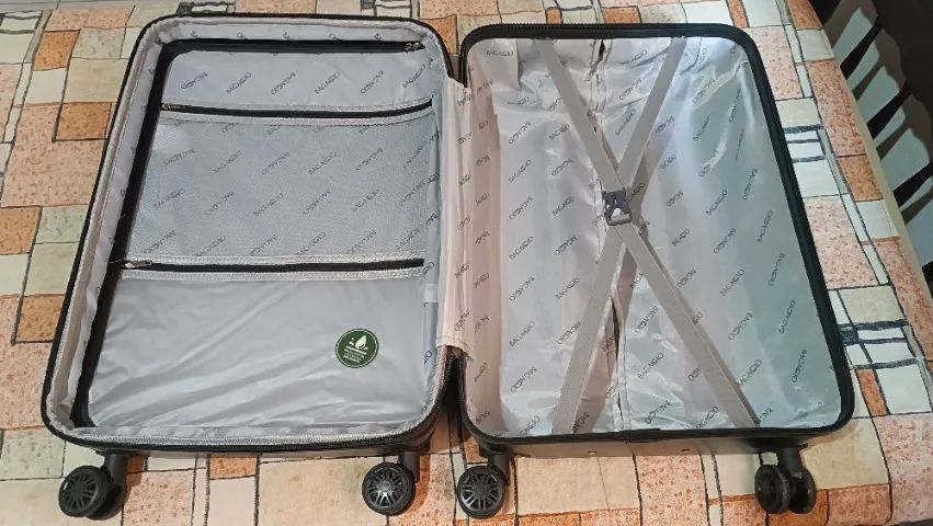 Mala de viagem 23Kg - Preta - Foto 6