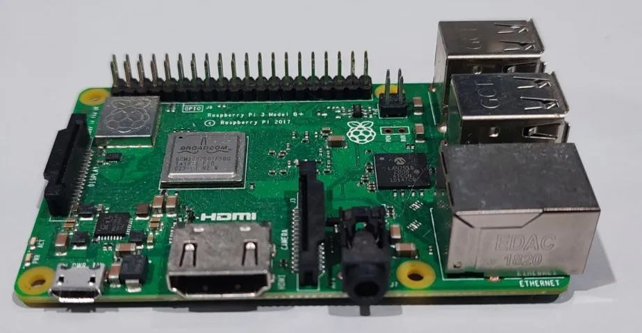 Raspberry Pi 3B+ Funcional com Case e Fonte - Foto 5