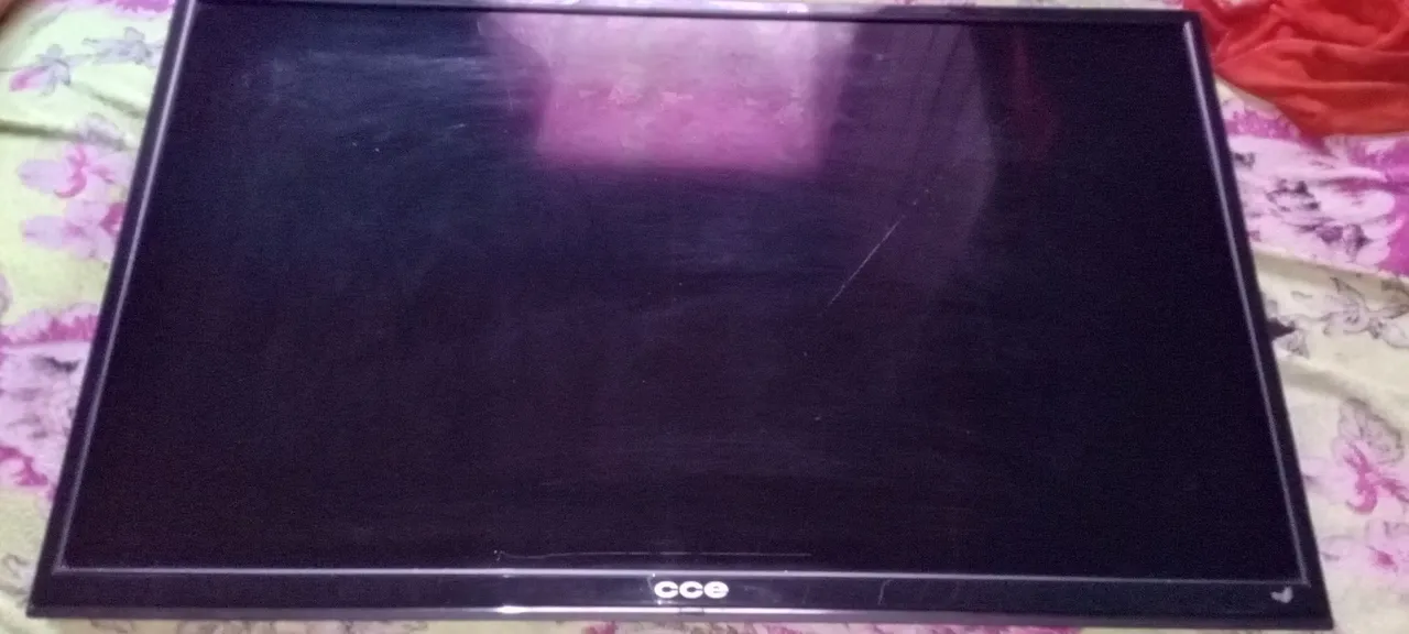 Televisão cce 42 polegada