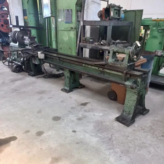 Torno Mecânico 1500 X 3000 Mm No Estado / -- 00822 Nc