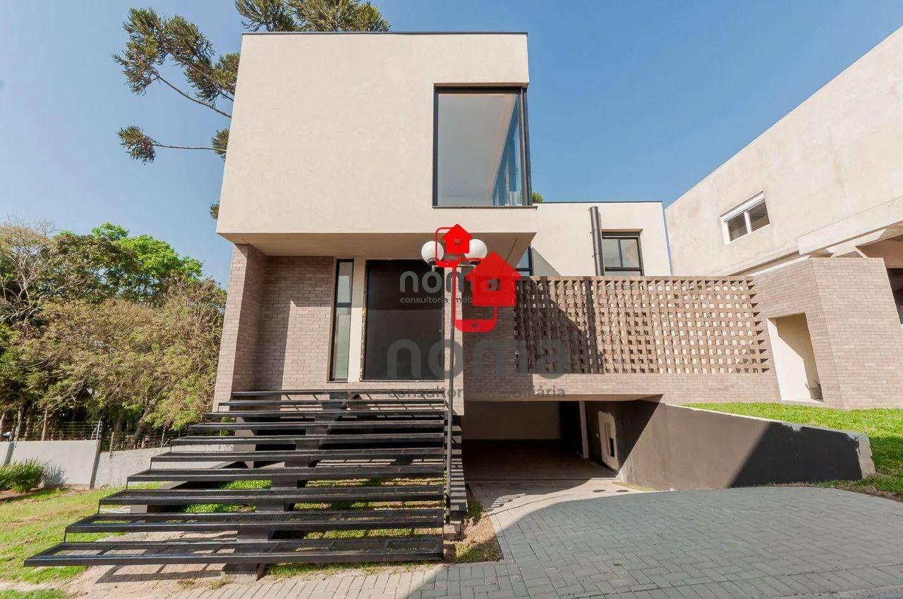 Casa com 1 suíte e demi-suíte à venda, 154 m² por R$ 2.800.000