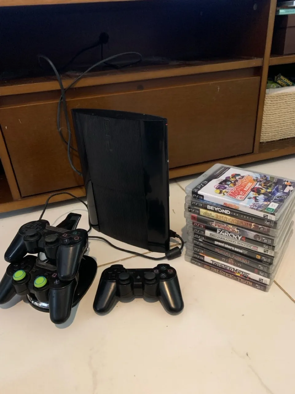 Playstation 3 + Jogos + Controles + suporte controles