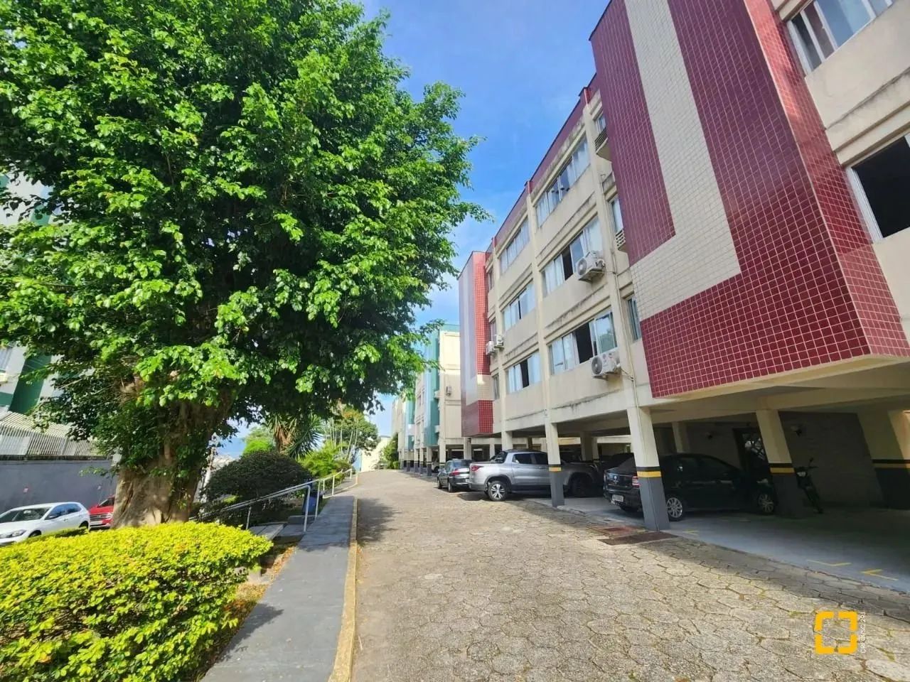 Apartamento com 3 dormitórios no Estreito com vista para o mar - Foto 3