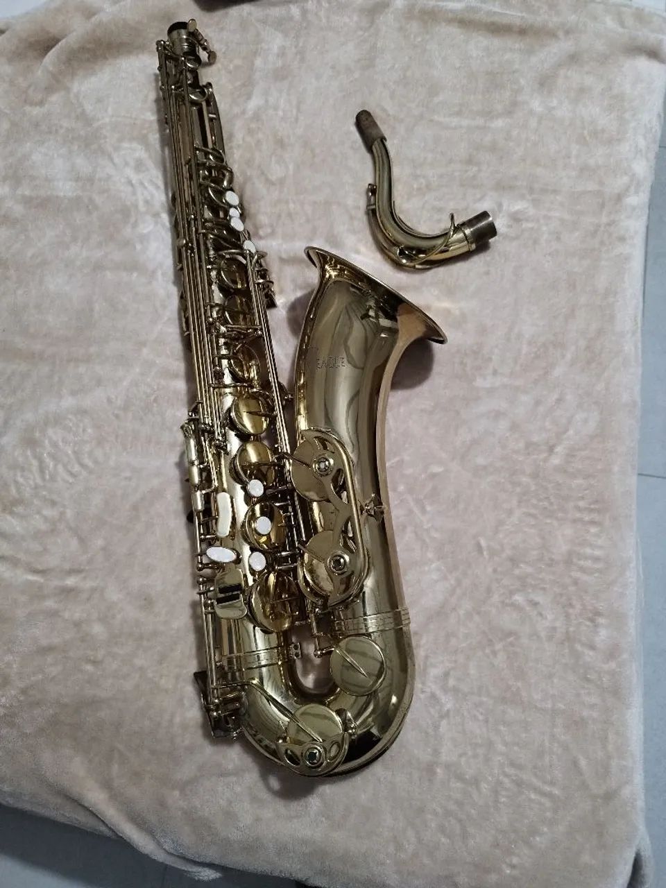 Sax Tenor Eagle 