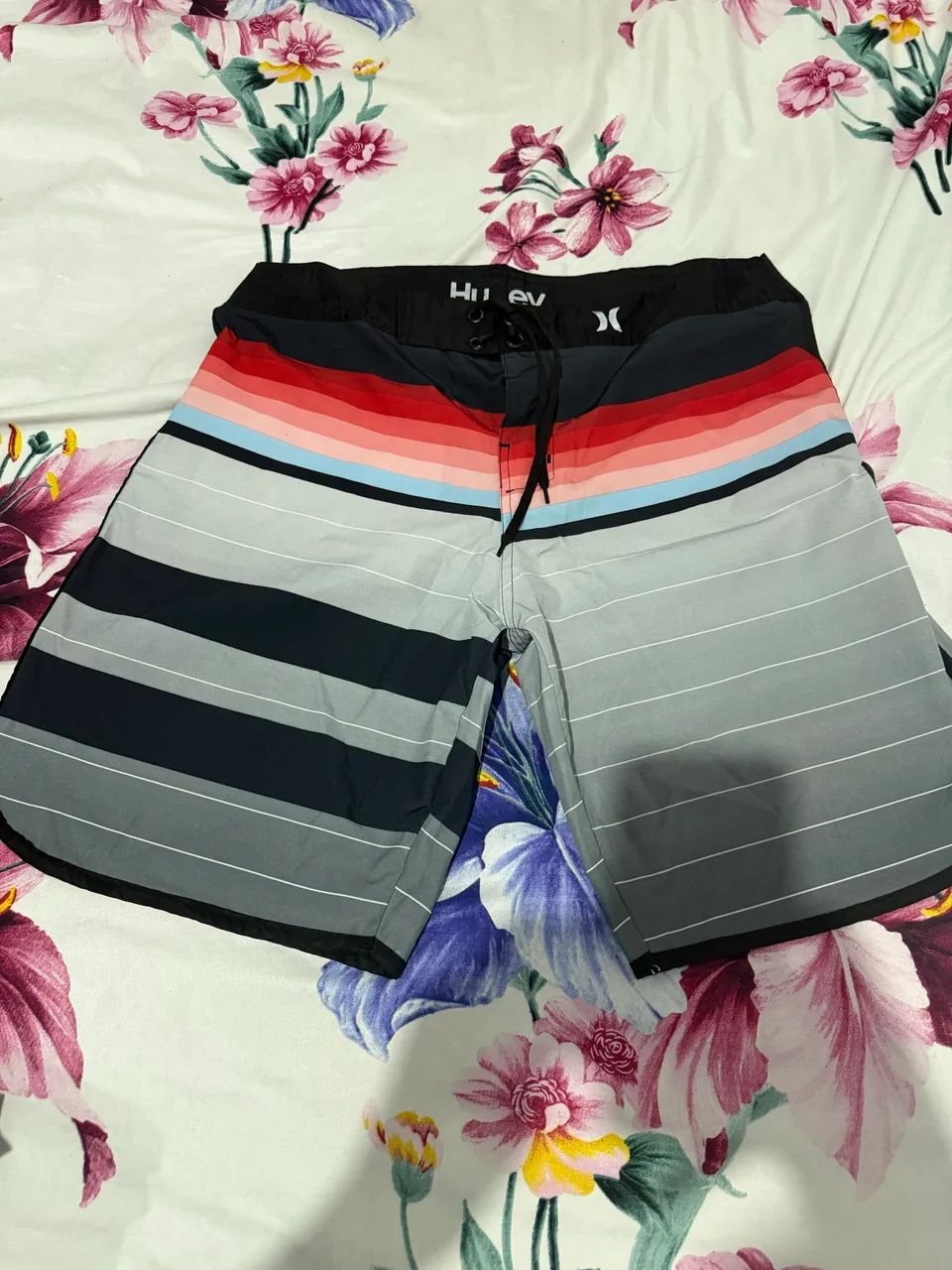 Short - 15 Reais cada - Foto 3