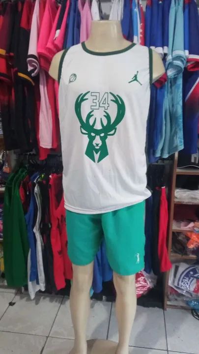 Camiseta e Shorts Milwaukee Bucks - Tamanho M