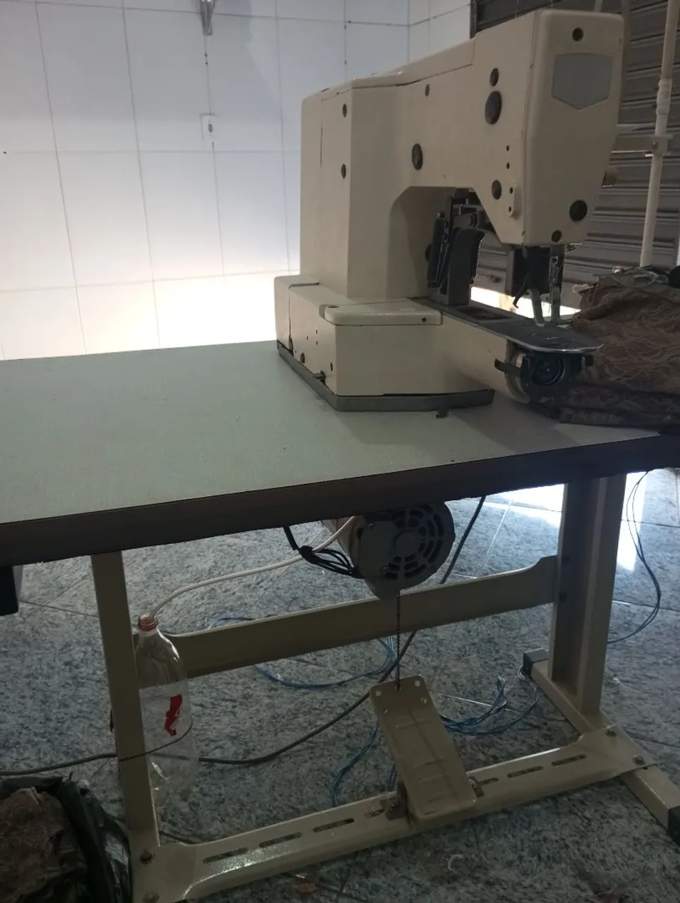 Máquina de Costura Industrial