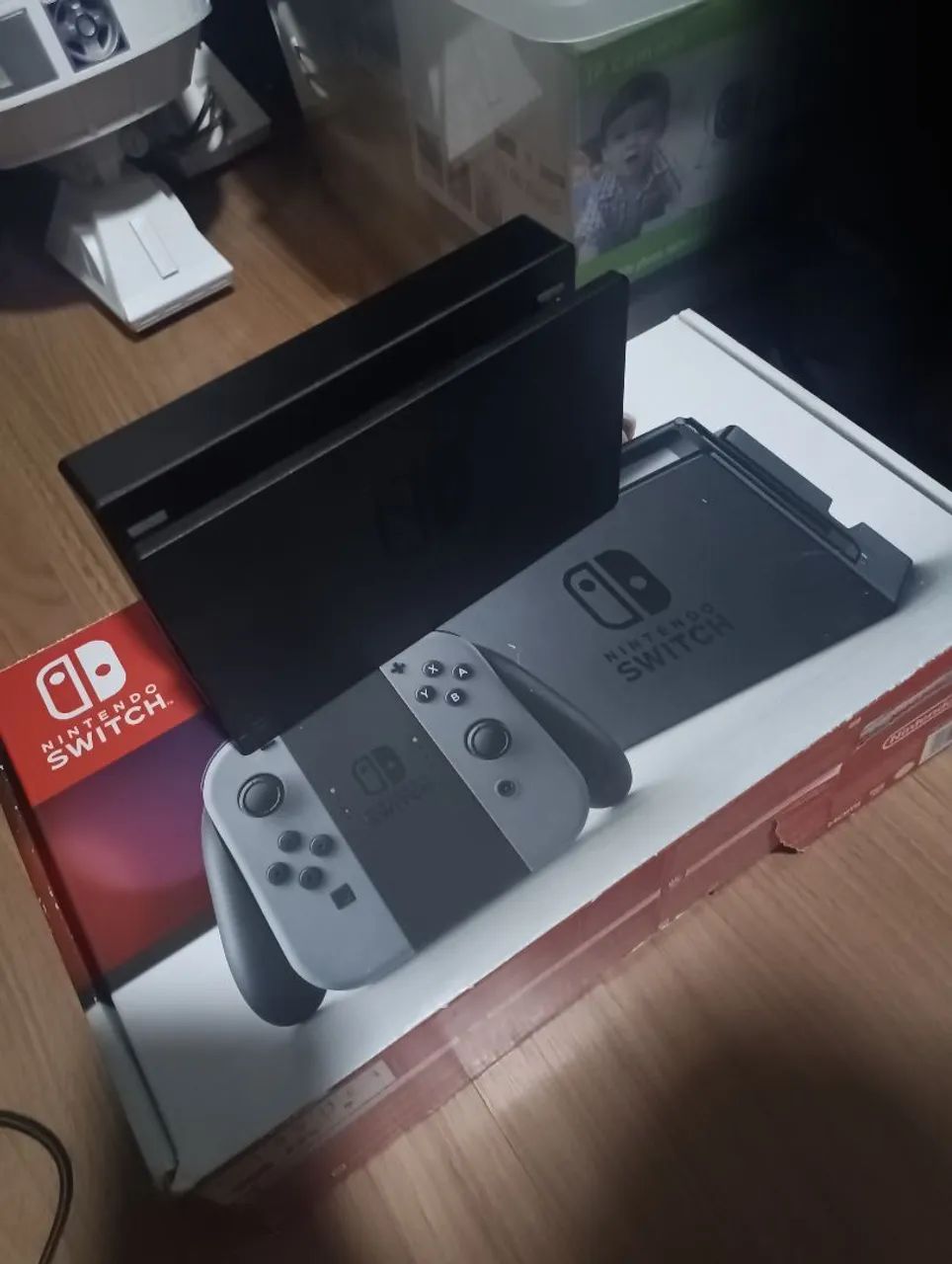 Dock Nintendo Switch original + caixa v1 de brinde