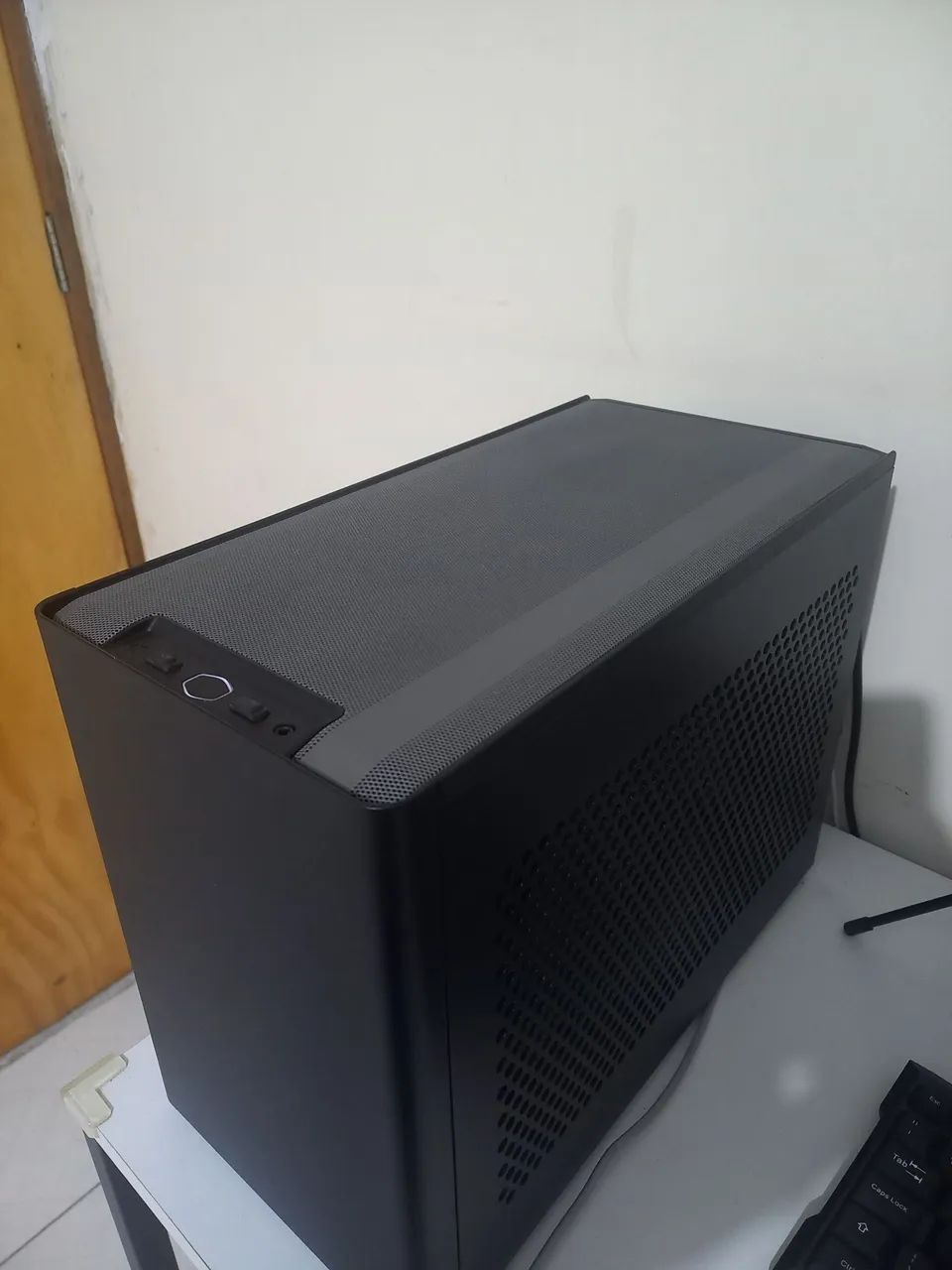 Gabinete Cooler Master NR200 Preto - Foto 3