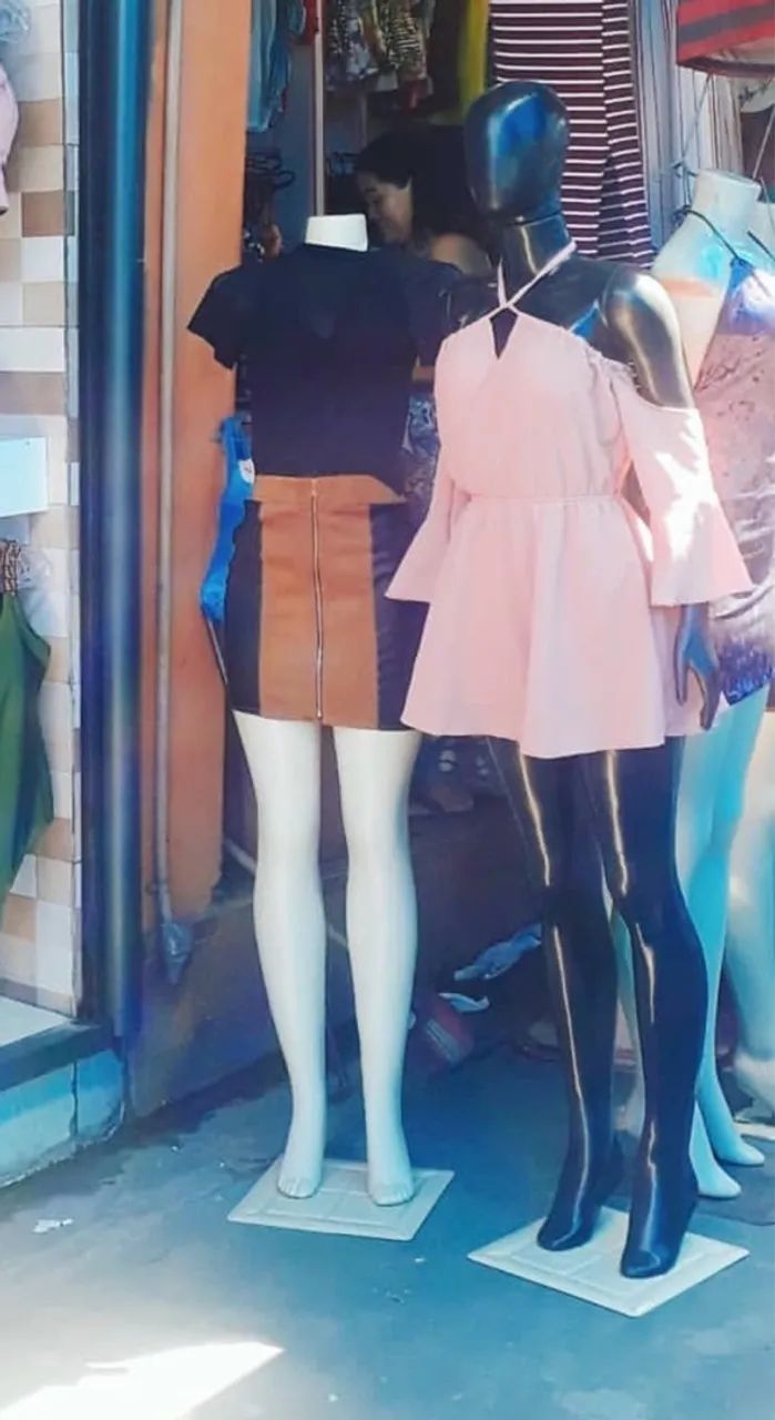 Manequim Feminino Preto - Foto 2