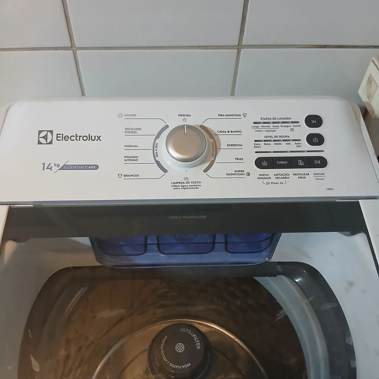 Lavadora Electrolux 14kg Essential Care