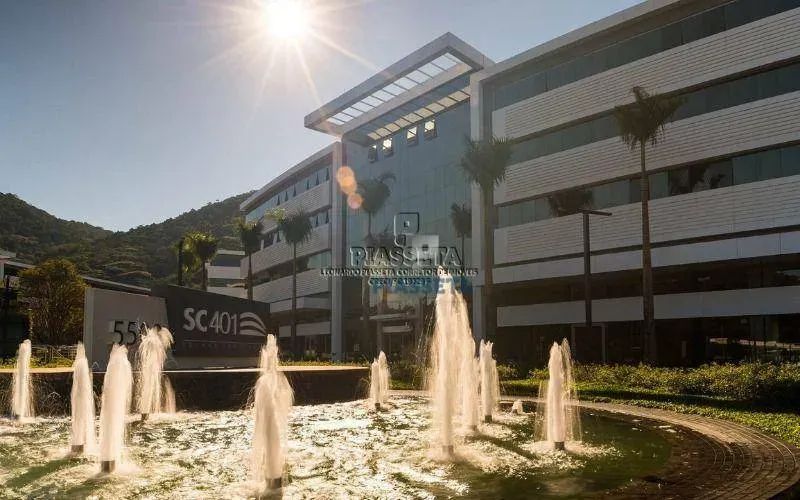 Sala pronta com ar condicionado instalado e iluminação em led com 4 vagas de garagem no SC - Foto 3