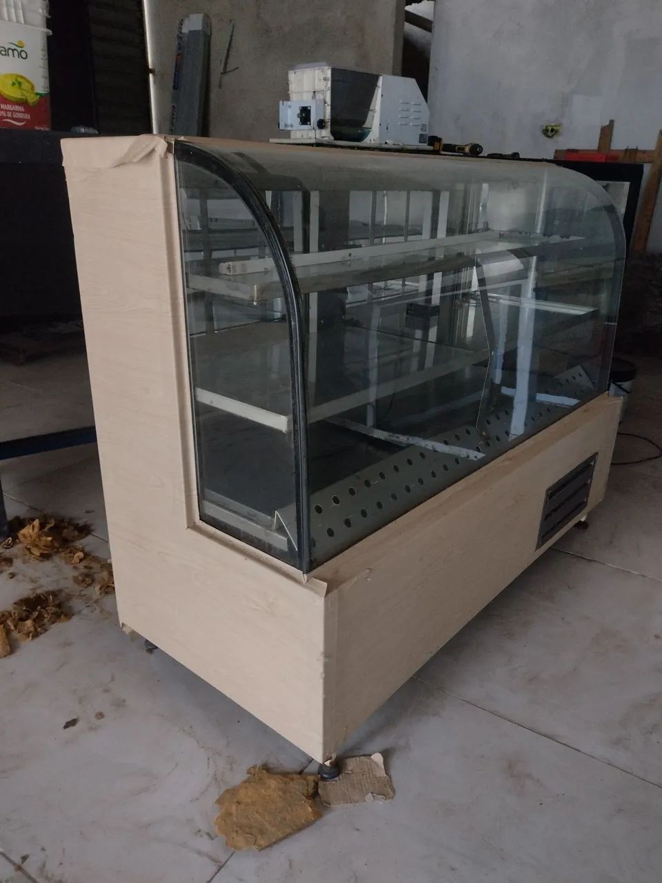 Balcão expositor refrigerado para bolo 