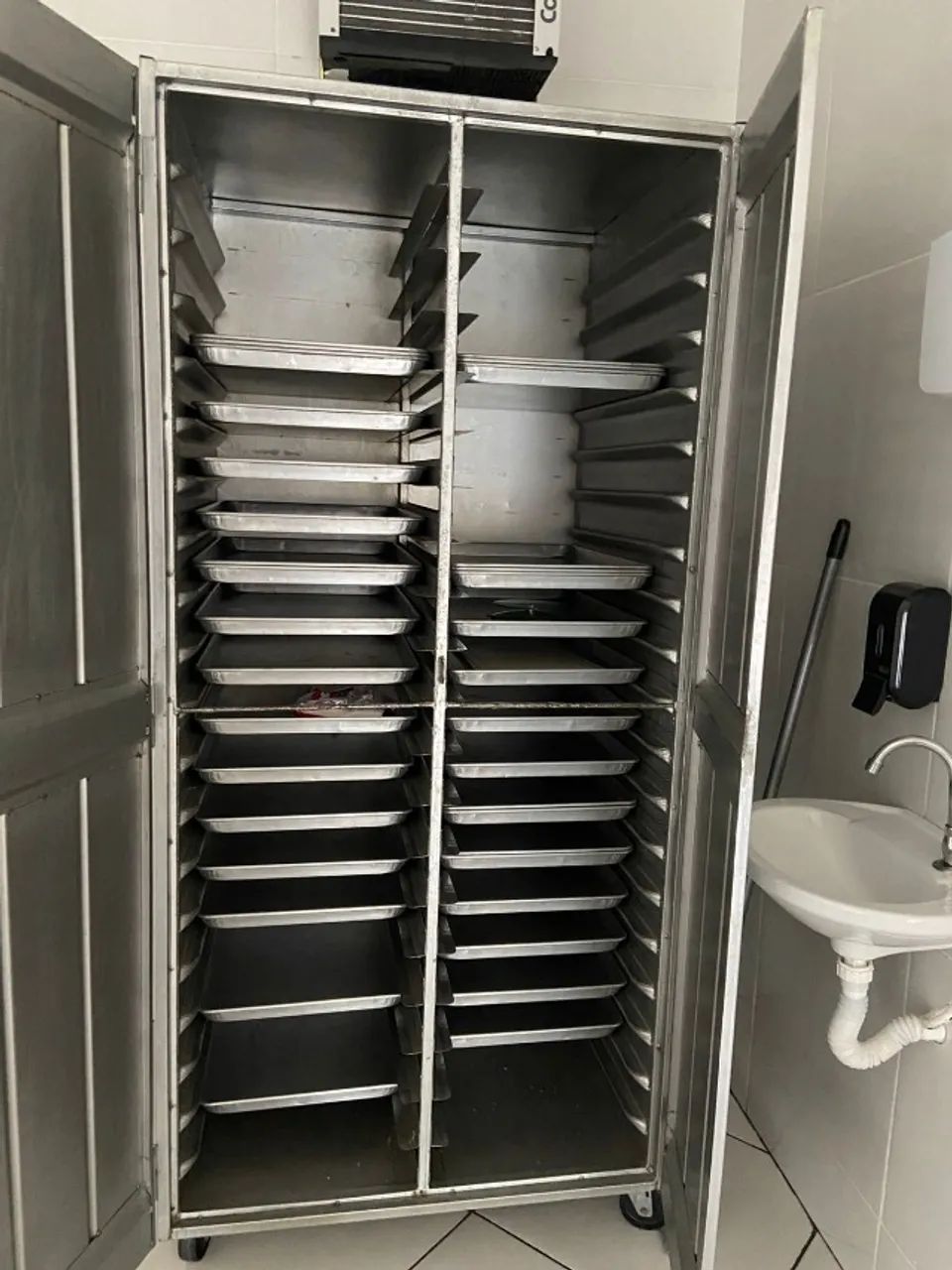 Armário de Pão Inox - Foto 2
