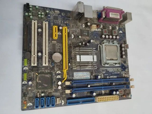 placa mãe e-max para peças - Foto 3