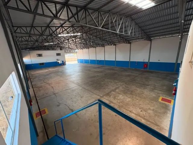 GALPÃO COMERCIAL PARA LOCAÇÃO COM 1200 M2 - Foto 4