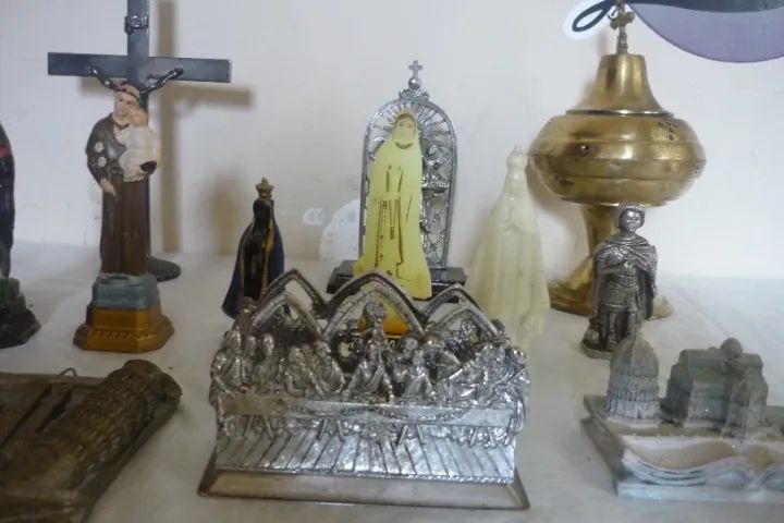 Artigos Religiosos Antigos Leia Campo Descrição Do Anúncio - Foto 2