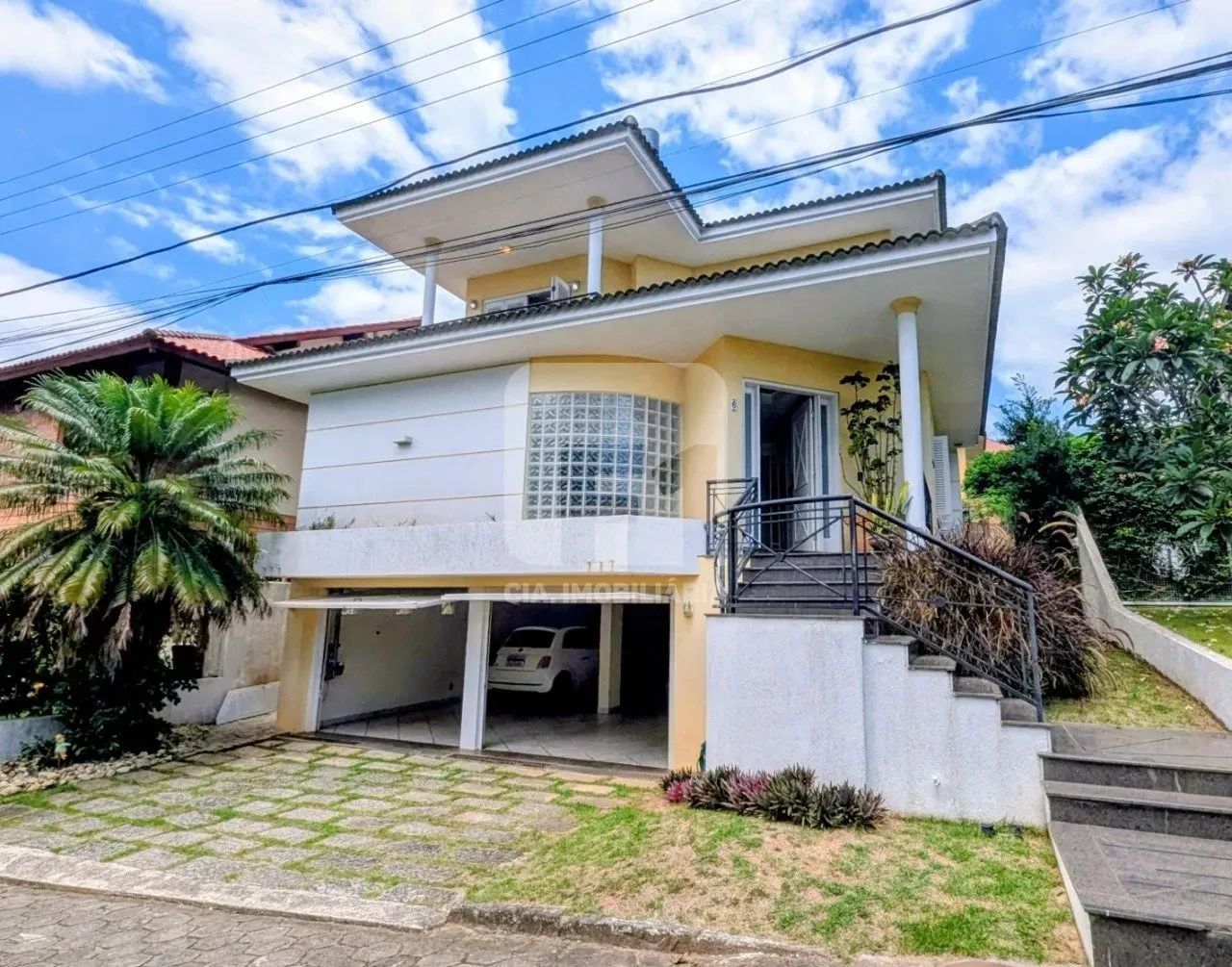 Casa de 3 dormitórios à venda em Coqueiros - Foto 2