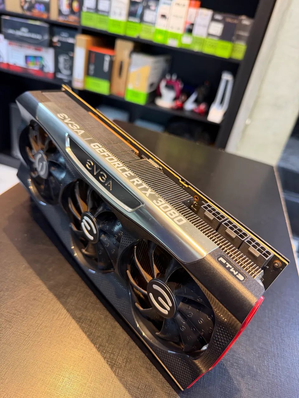 RTX 3080 10GB EVGA FTW3 - Foto 3