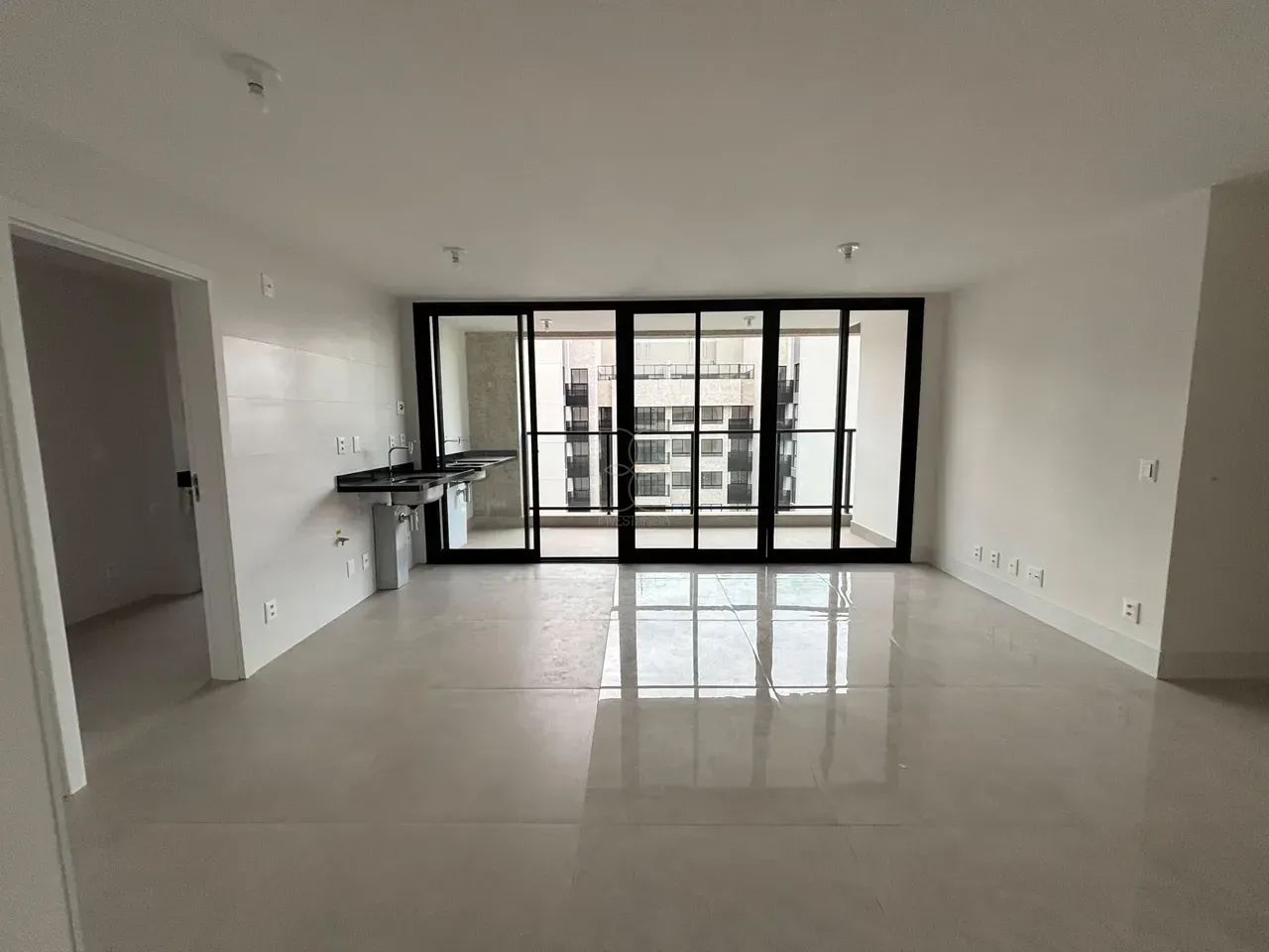 Apartamento 3 Quartos com 1 Suíte | Auster Brasal - Guará II