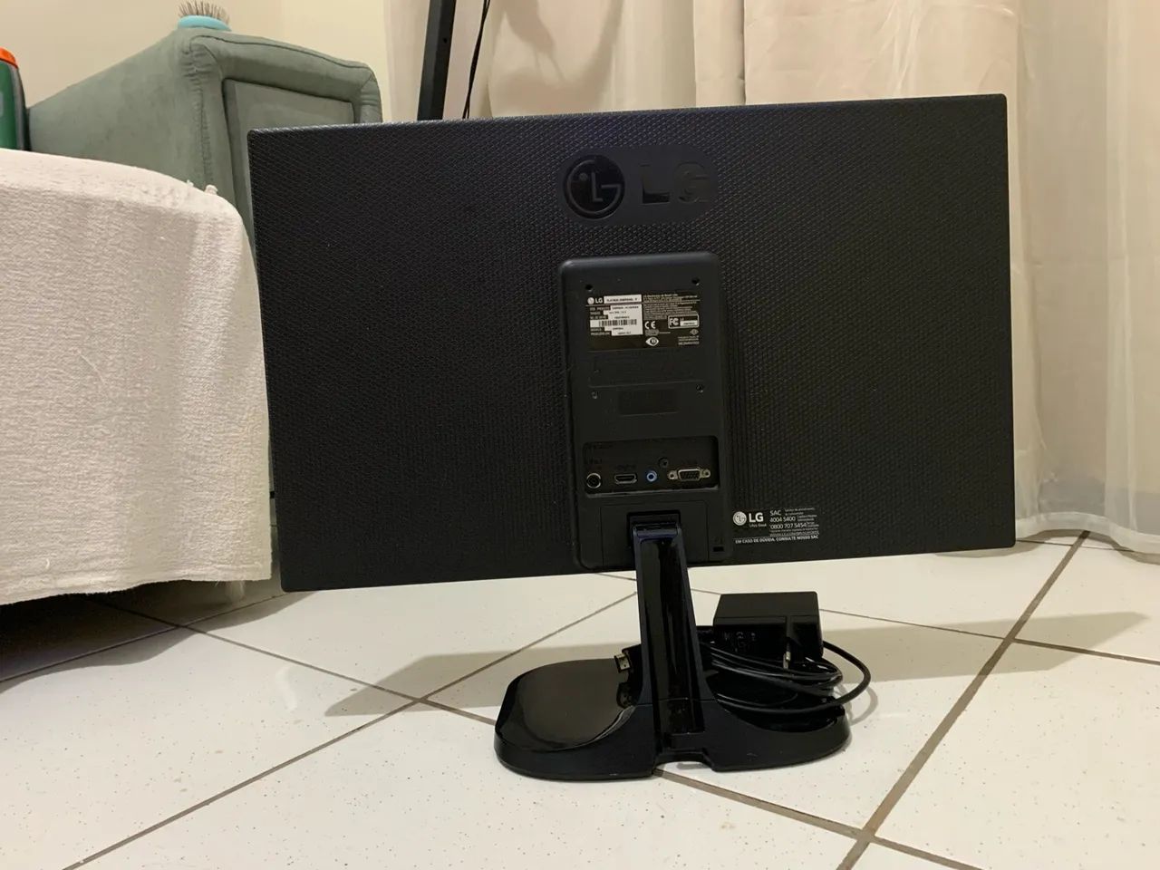 Monitor LG Flatron 23MP55HQ-P 23" IPS Full HD HDMI  - Foto 3