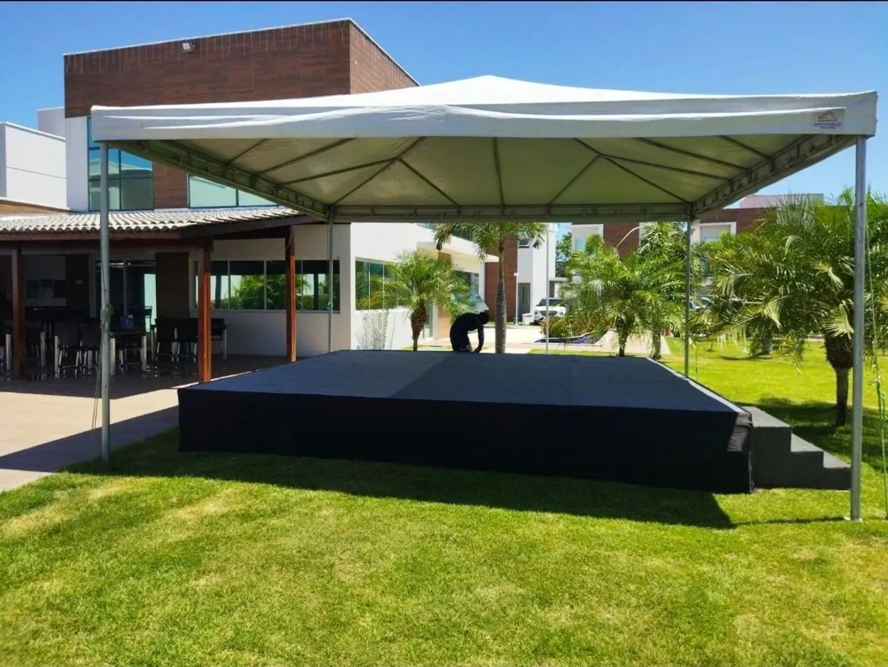 Locação Tablado cobertura com tenda  - Foto 2