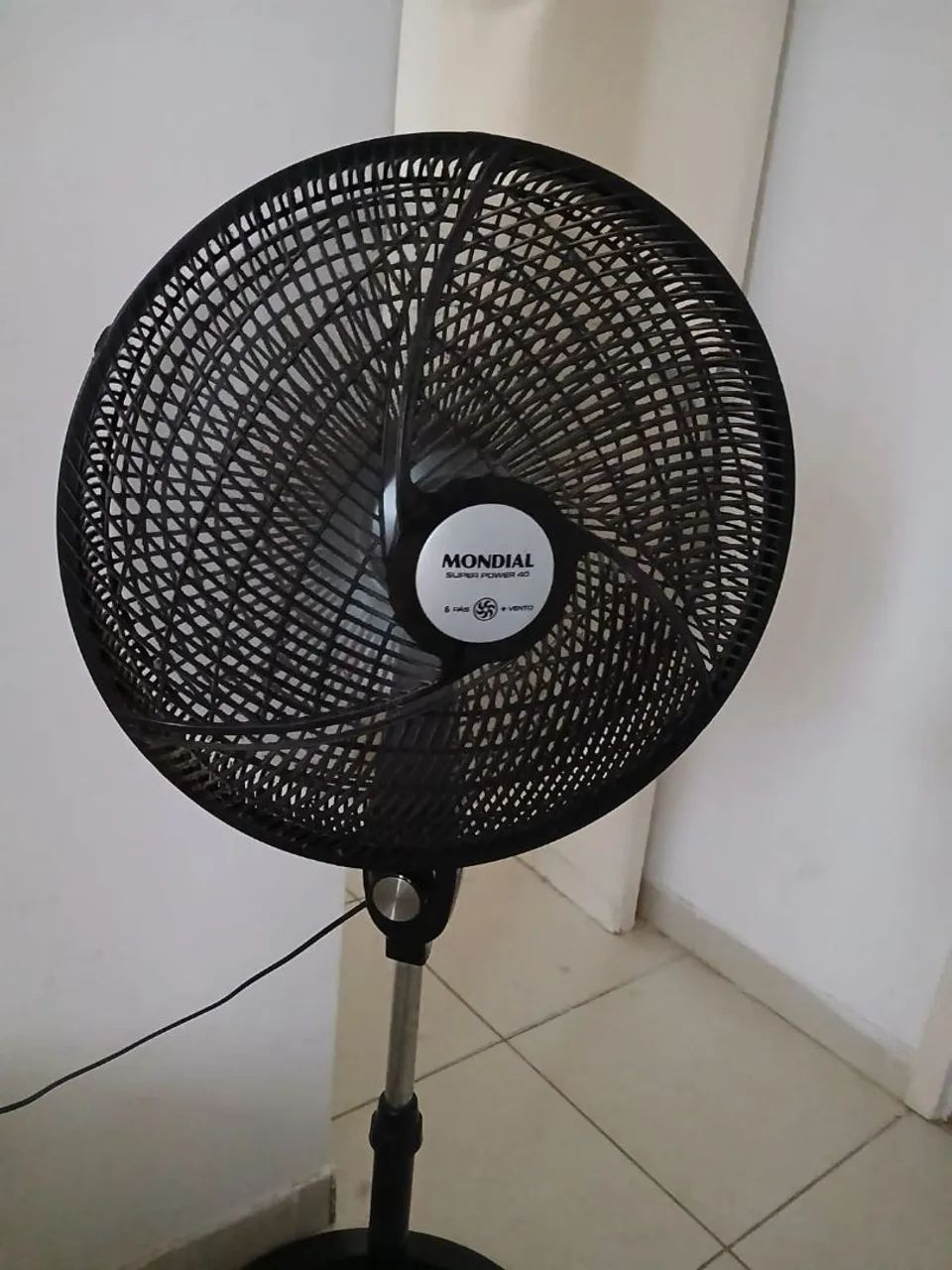Ventilador vertical