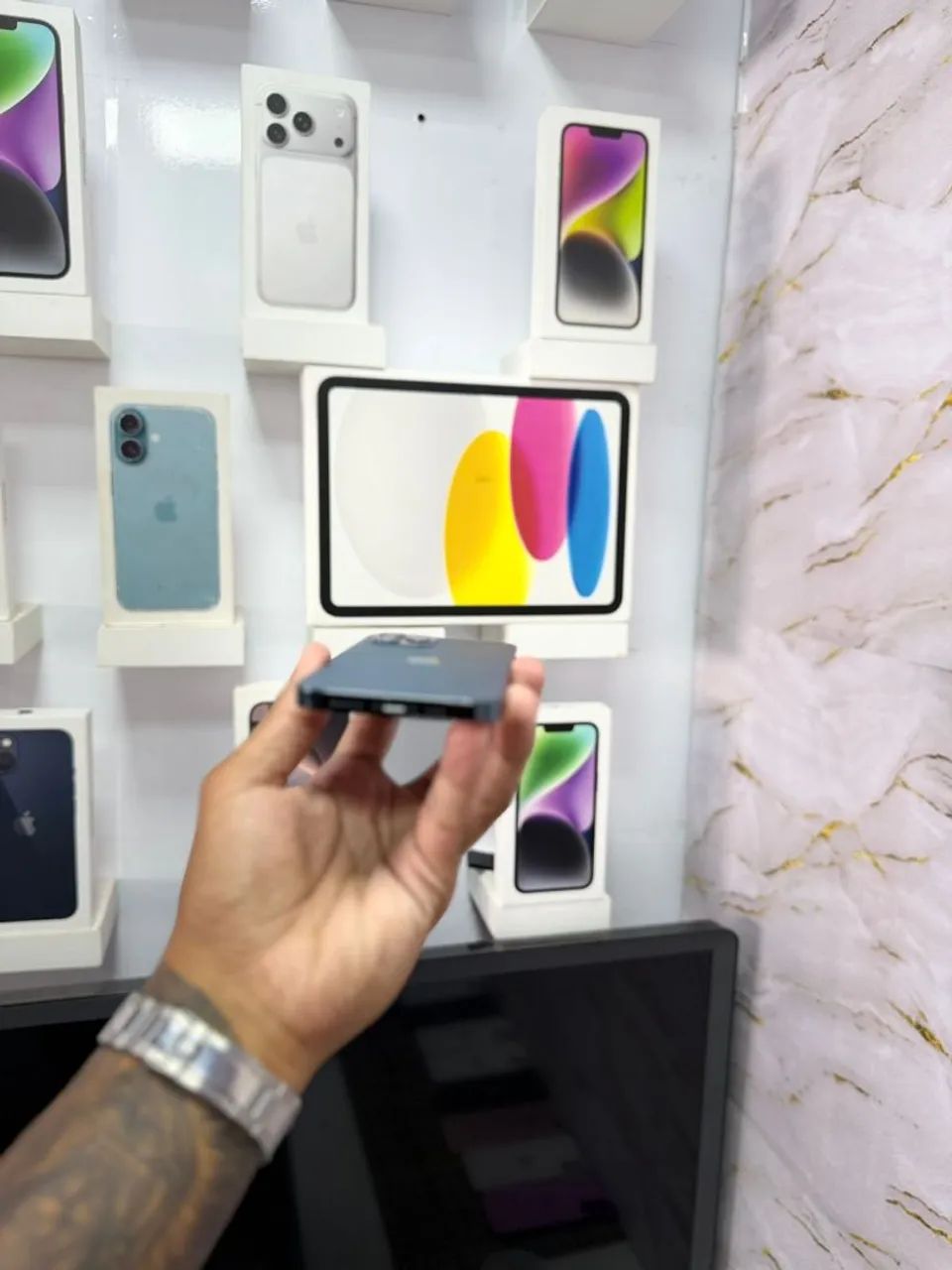 IPHONE 12 PRO 128GB AZUL<br>R$ 1.899,00 - Foto 4