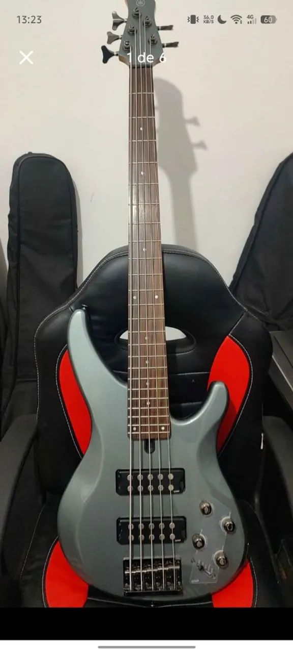 Baixo Yamaha TRBX305