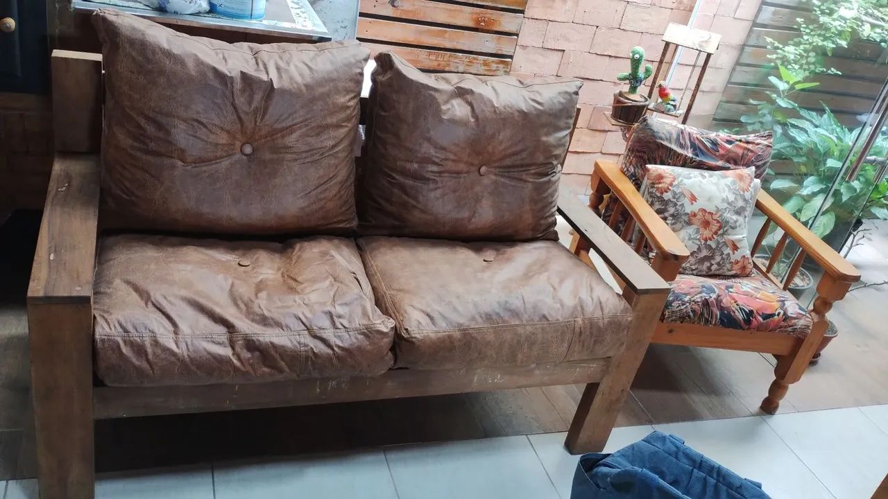 Vendo sofá rústico 