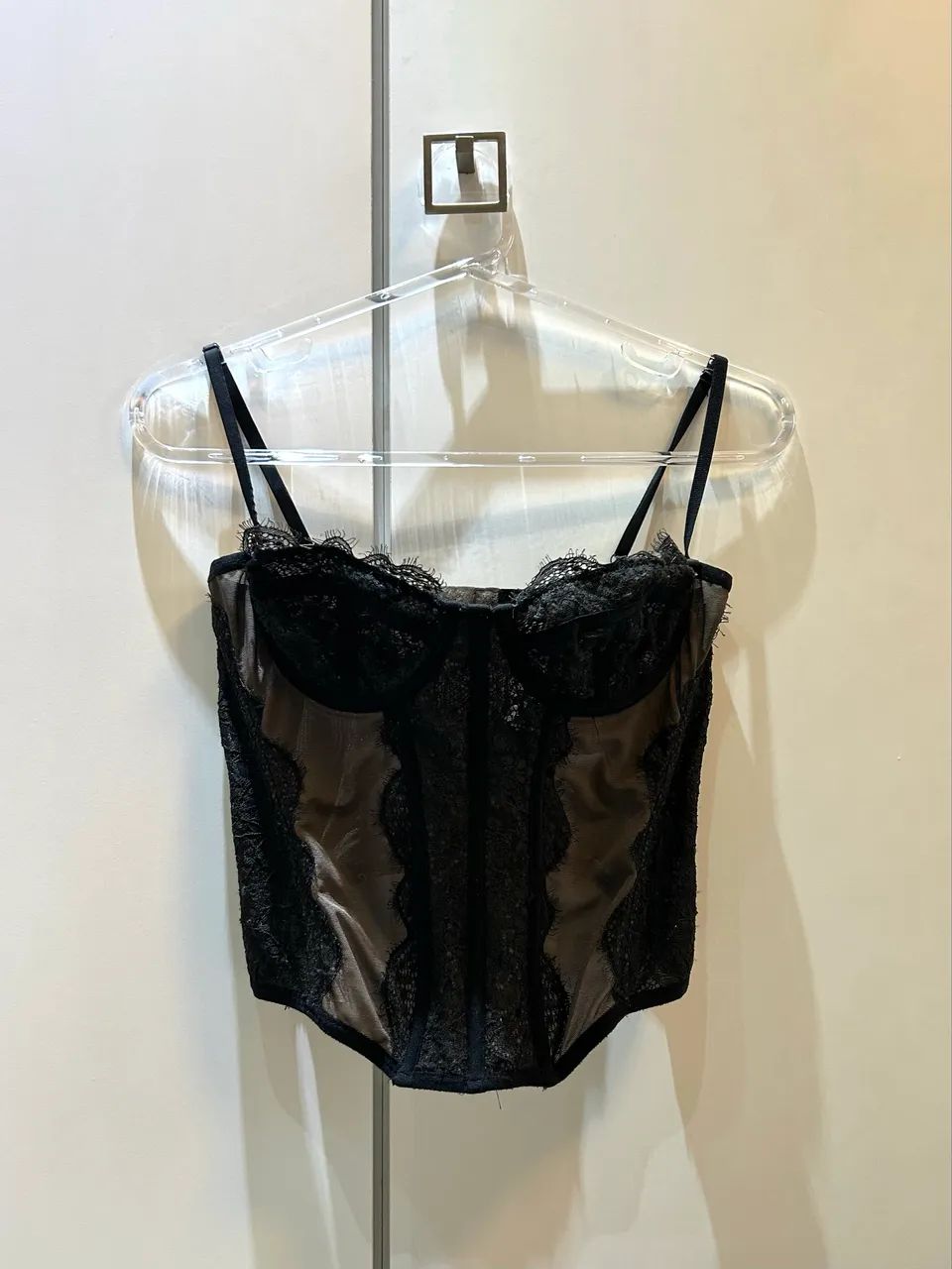 Corset Urban Outfitters 