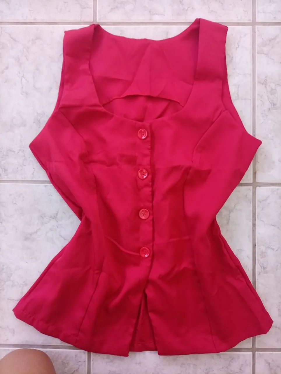 Colete Feminino Vermelho TAM.M - Foto 2