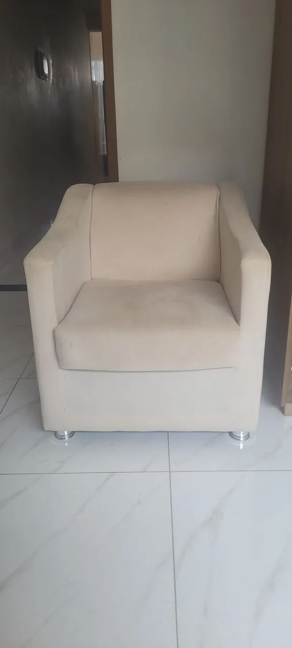Poltrona Bege 01 lugar 