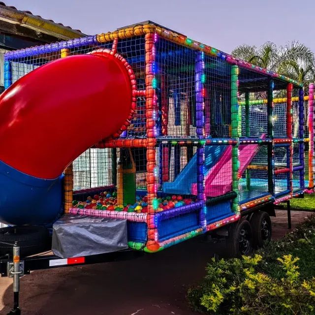 Brinquedao, carreta playground 
