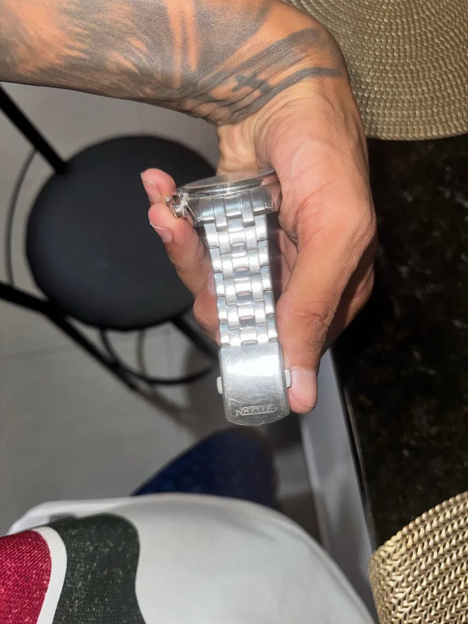 Vendo este relógio em perfeito estado funcionando perfeitamente 