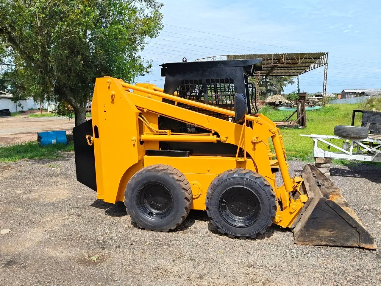 Mini Carregadeira JC45