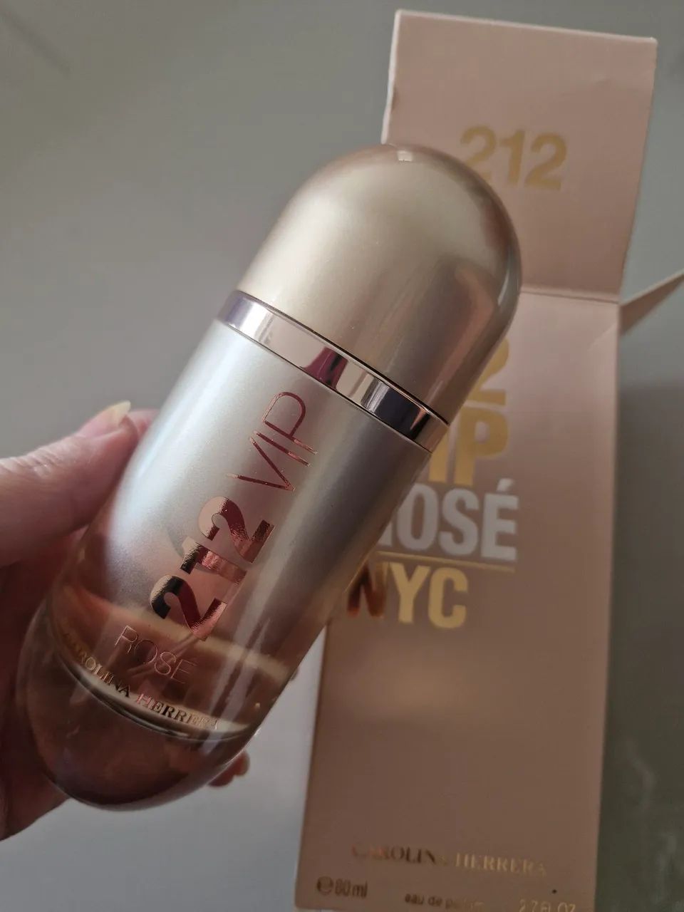 Perfume 212 vip rosé (original)