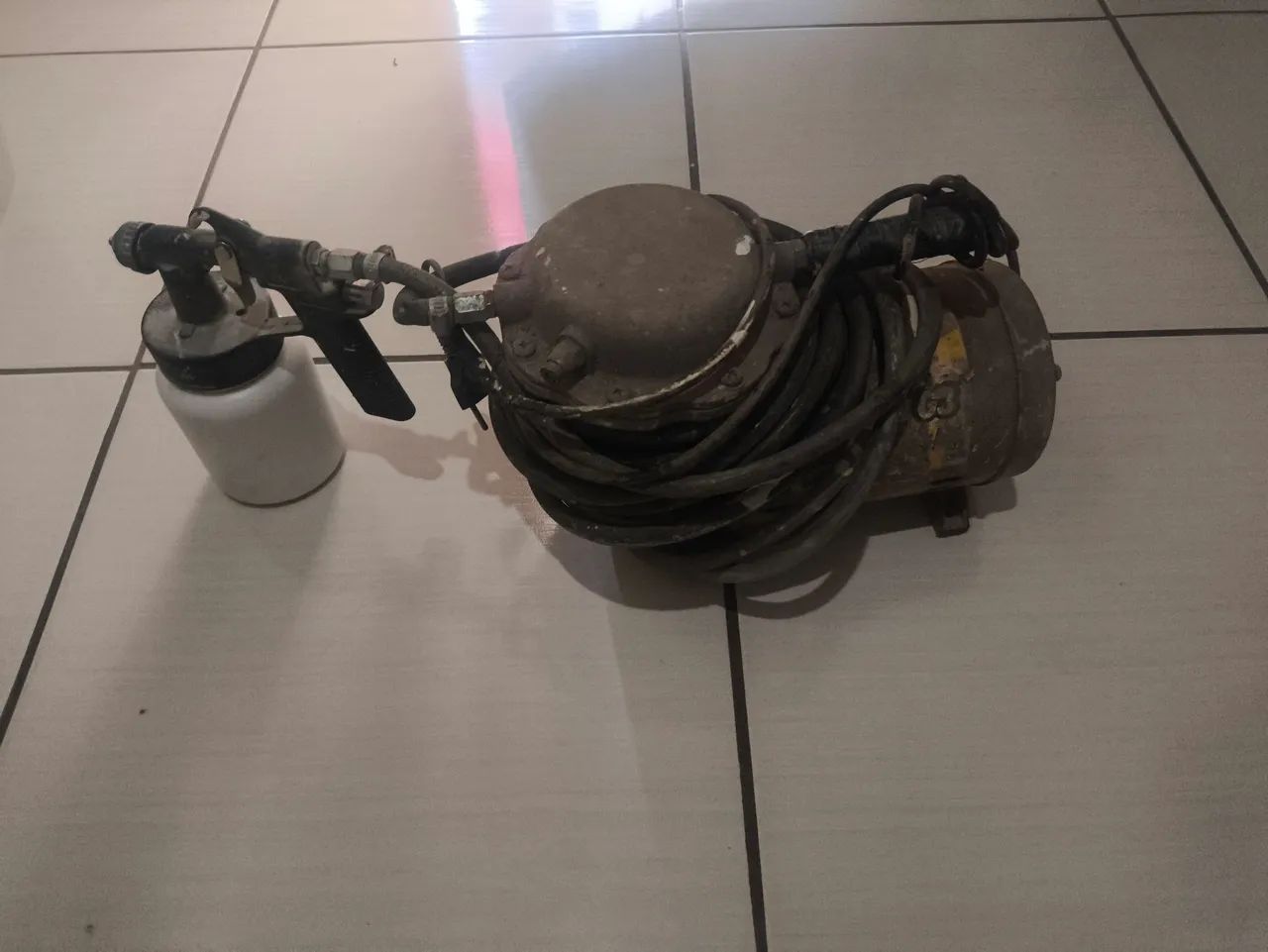 Vende -se motor de pintura 