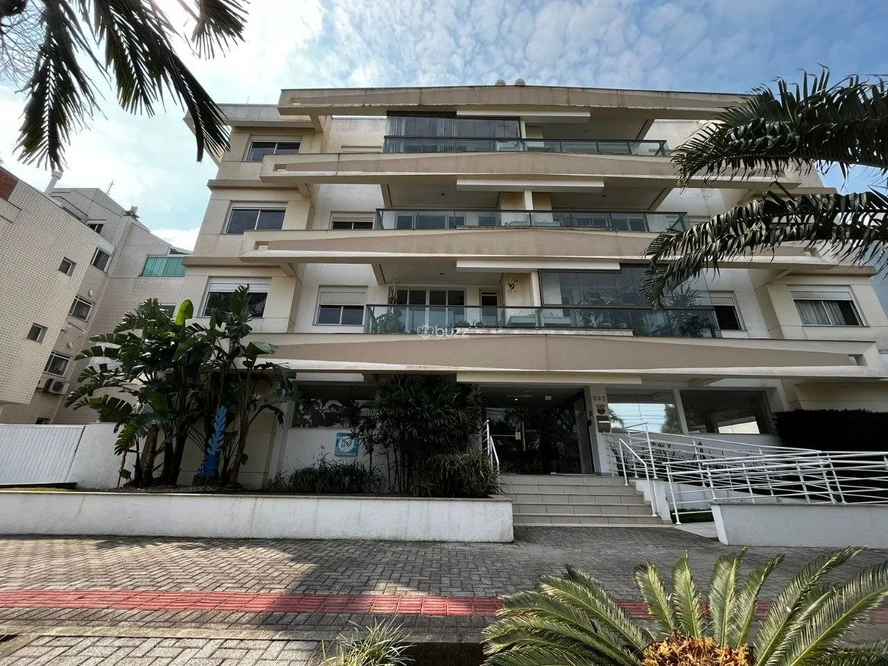 Cobertura 3 quartos (1 suíte) em Rio Tavares, Florianópolis