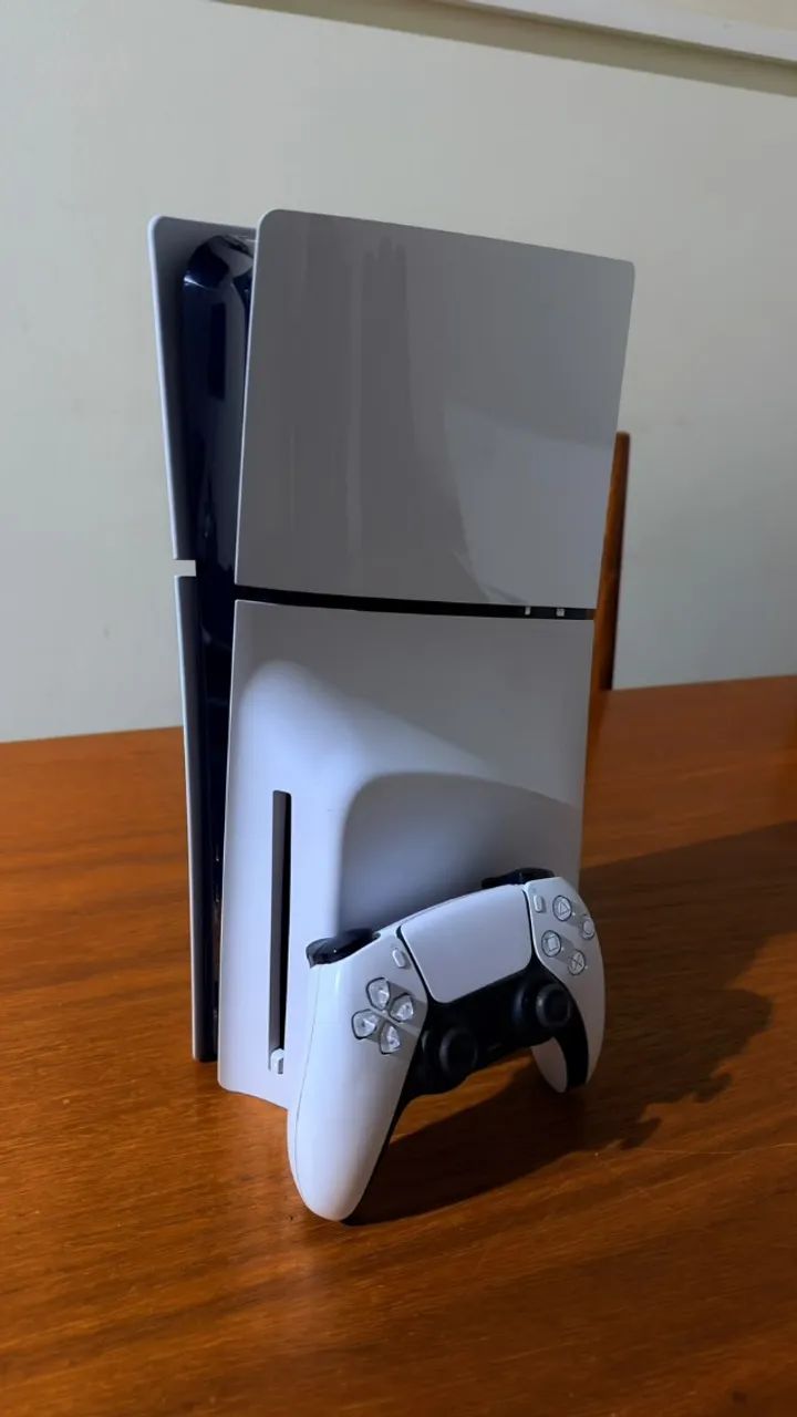PS5 SLim 1 TB, Com Leitor, Completo.