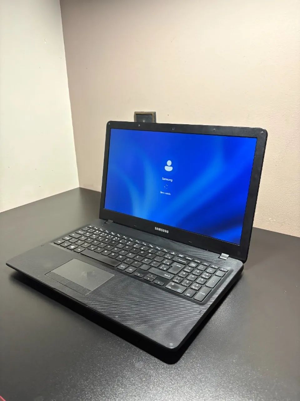 Notebook samsung celeron 3215u + SSD + 4gb ddr4 RAM | Rápido e Revisado