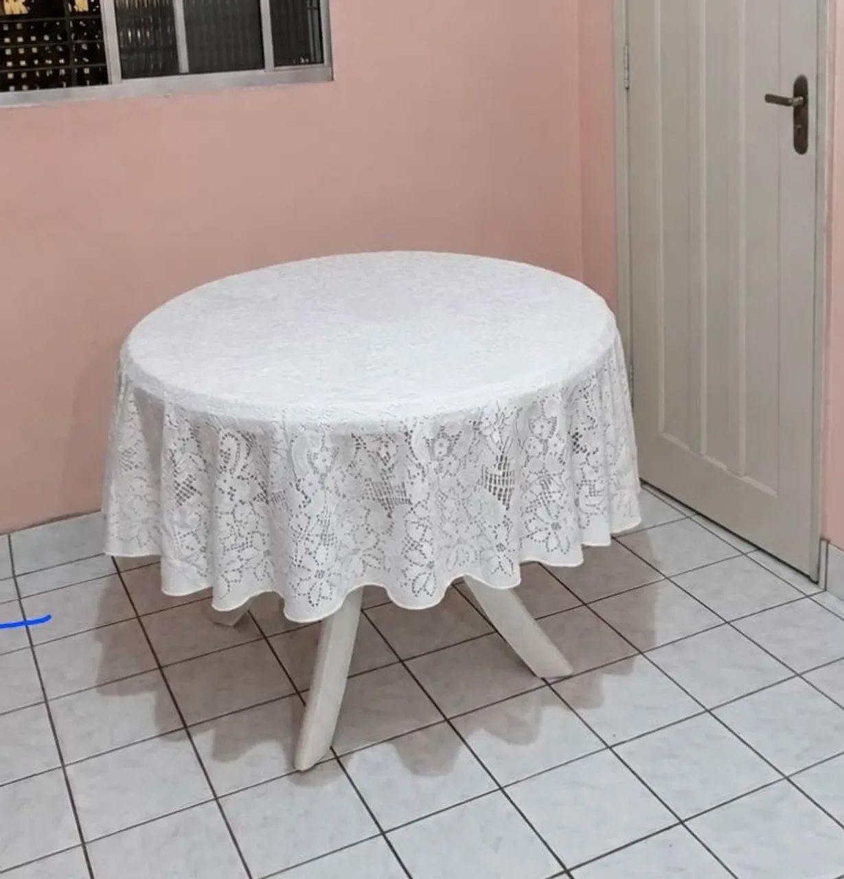 Mesa de plastico resistente 