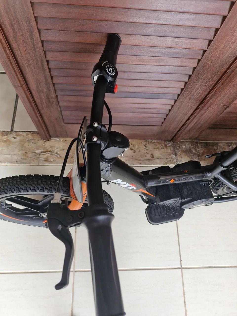 Bicicleta infantil elétrica - Foto 4