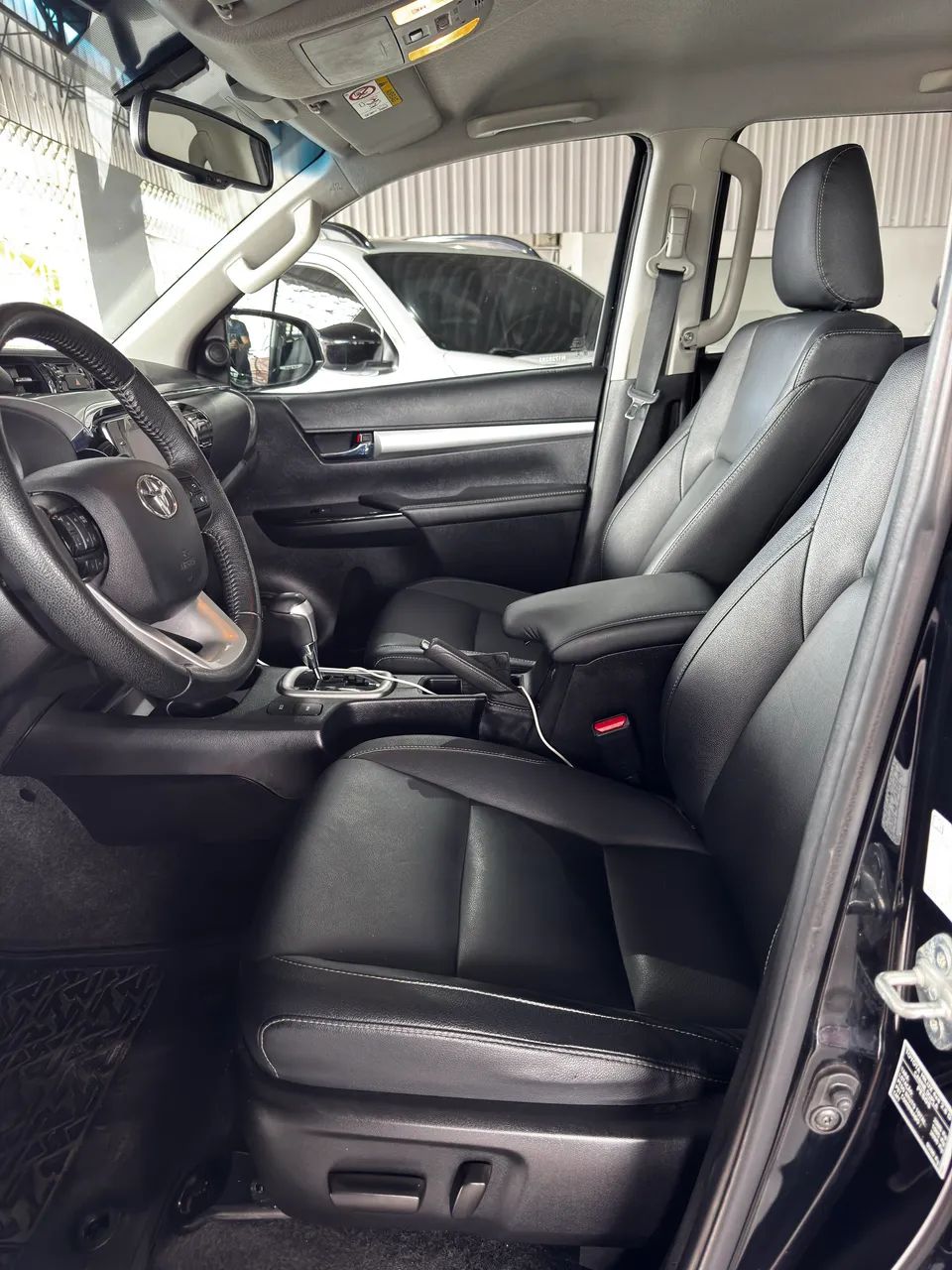 Toyota Hilux CD SRV 4X4 2.8 TDI Diesel Aut. 2022 2