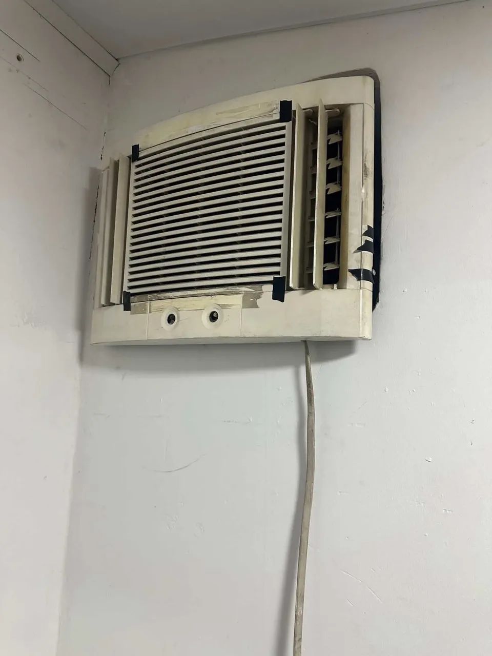 Ar condicionado ACJ Eletrolux