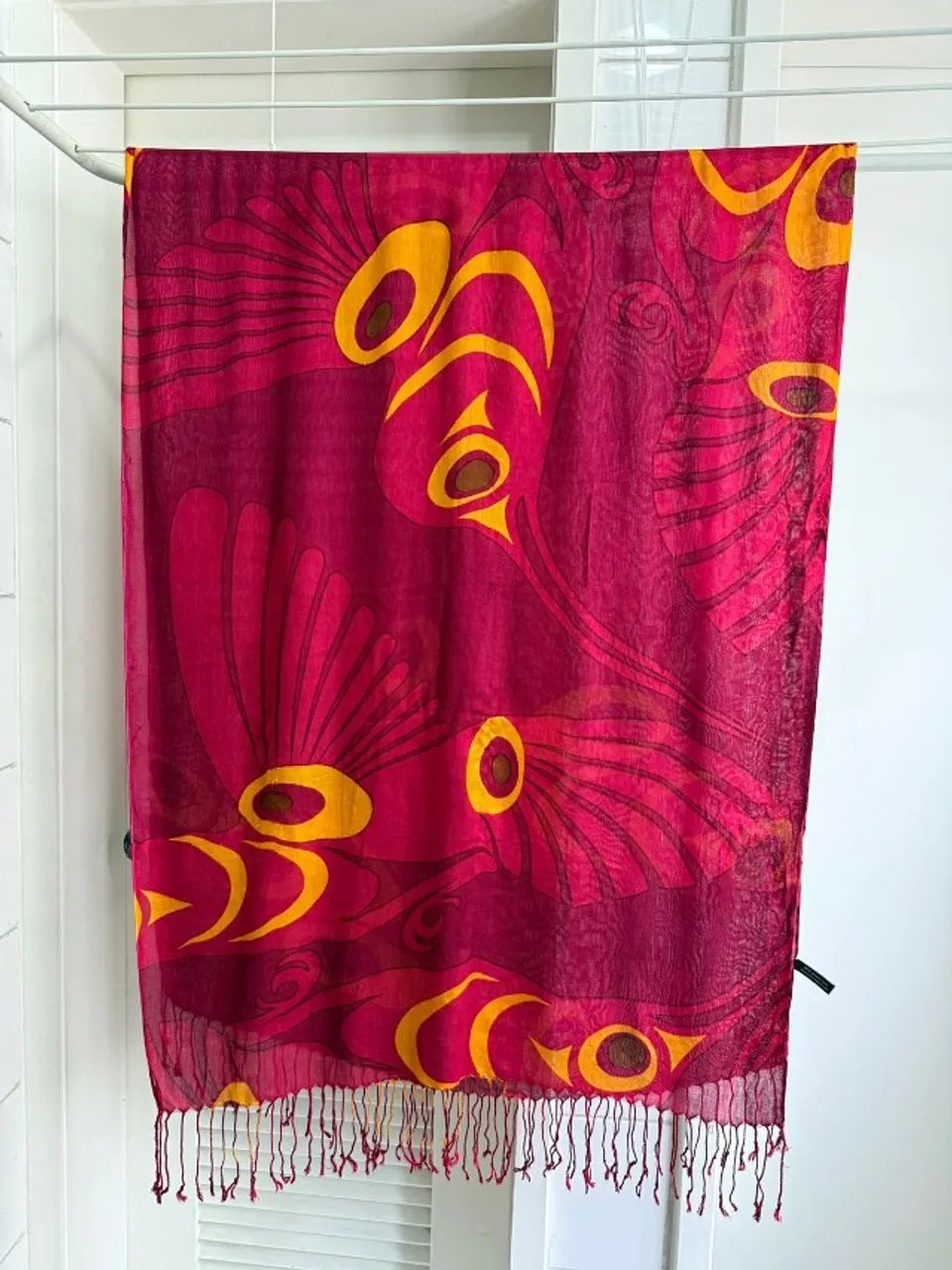 lenço de viscose, Native Northwest scarf