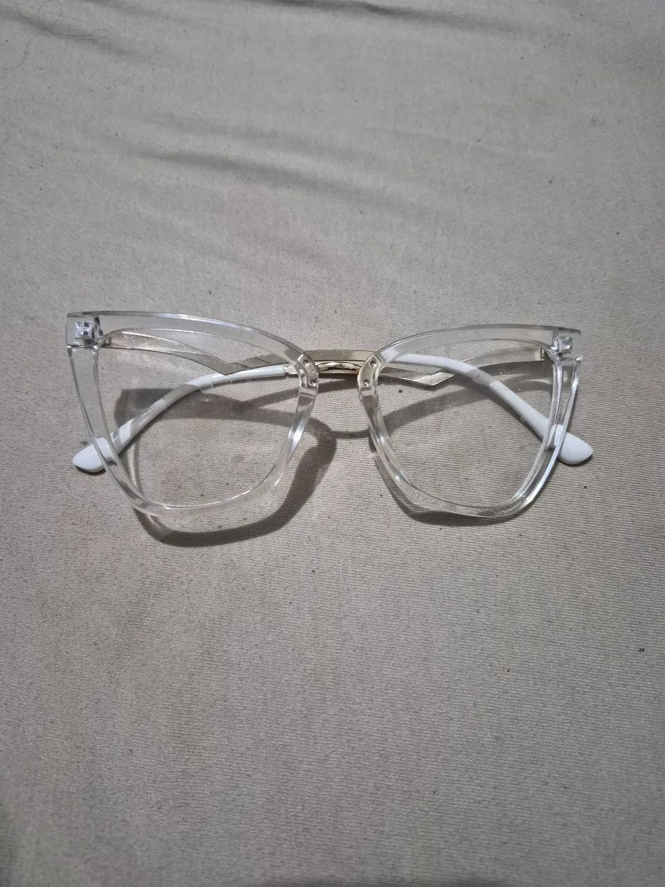 Óculos transparente gatinho
